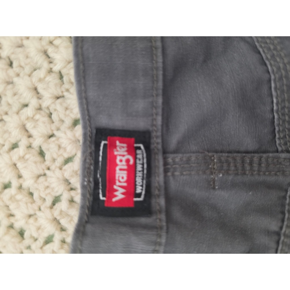 Wrangler Ranger Cargo Work Pants 42x32 Grey New Double Knee Utility 10WMWR1GR - Picture 4 of 6